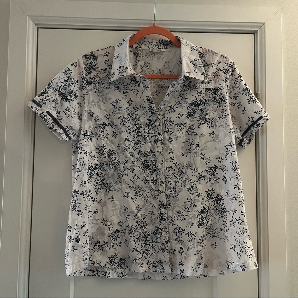 Sure • Ornate Short Sleeve Button Up‎
